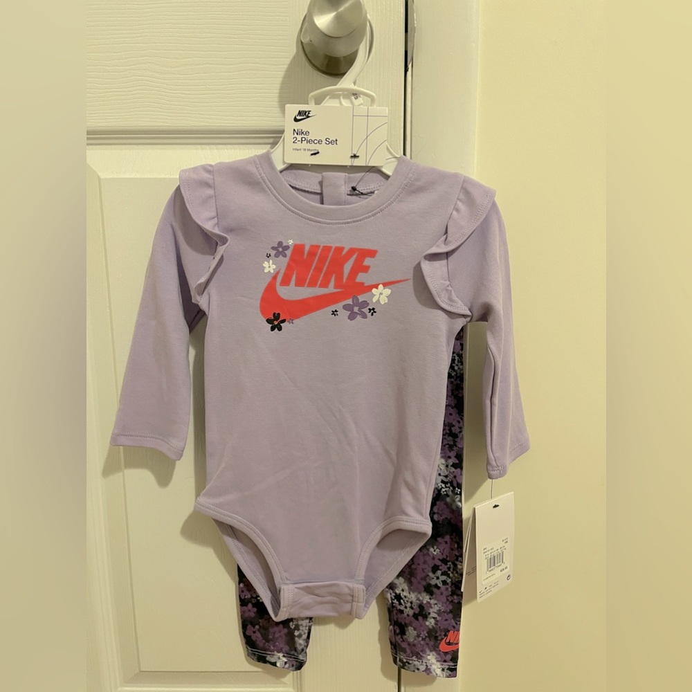 NIKE 2 piece set 18 months